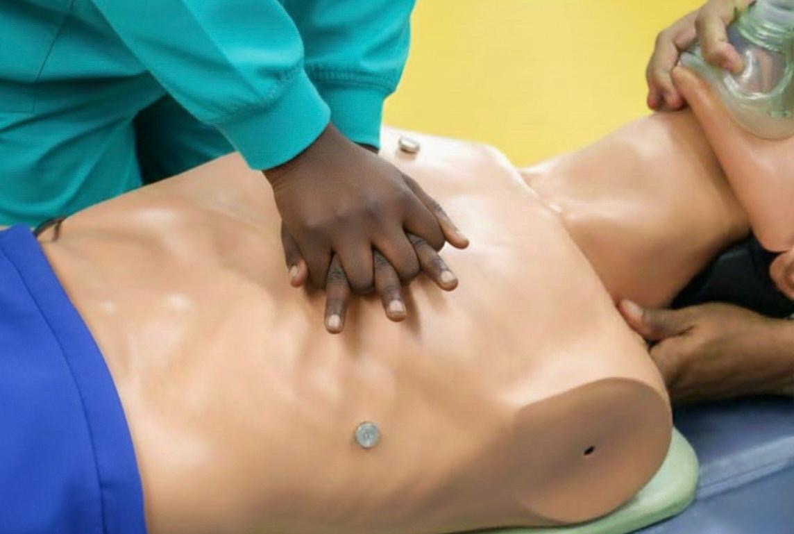 Basic Life Support Initial Course (BLS)